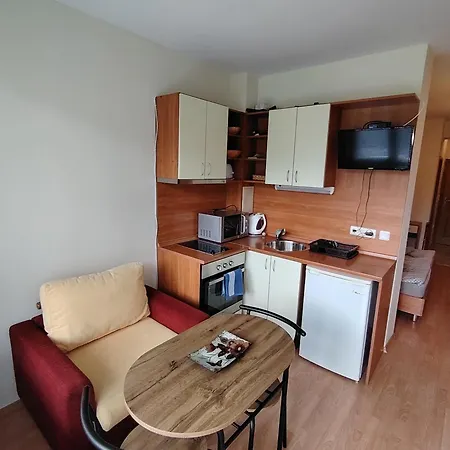 With Mountain View At Eagle Rock Complex