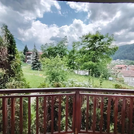 With Mountain View At Eagle Rock Complex Beli Iskar