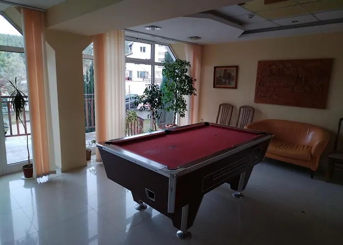 With Mountain View At Eagle Rock Complex *