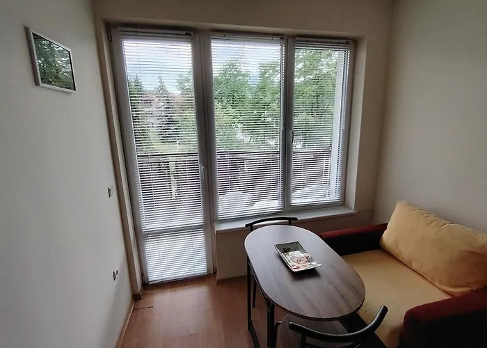 With Mountain View At Eagle Rock Complex * Beli Iskar